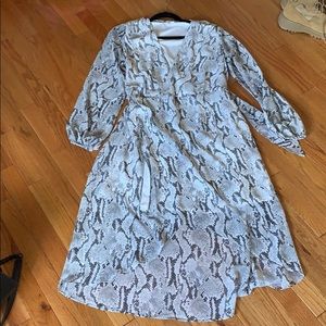Long sleeve dress